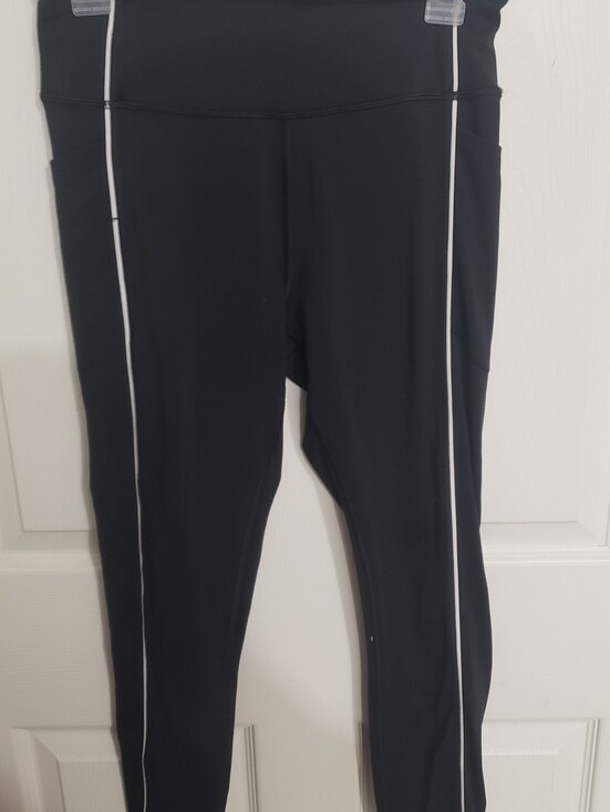 Victoria's Secret Pants - Victoria's Secret Black Athletic Leggings with White Side Piping